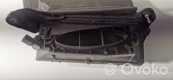 Mercedes-Benz E W212 Scatola del filtro dell’aria A6420903101