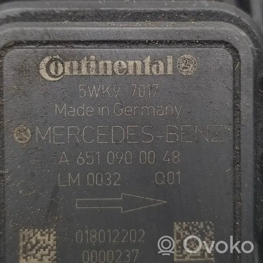 Mercedes-Benz C AMG W204 Débitmètre d'air massique A6510900048