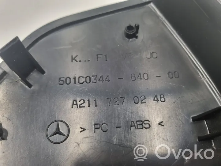 Mercedes-Benz E W211 Kita priekinių durų apdailos detalė A2117270248