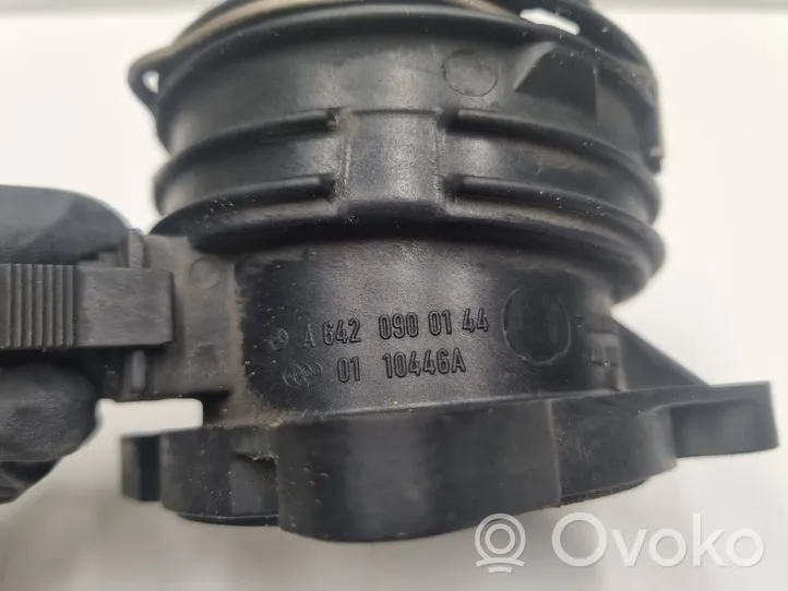 Chrysler 300 - 300C Część rury dolotu powietrza A6420900144