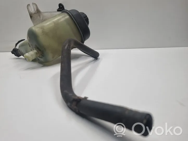 Mercedes-Benz A W169 Vase d'expansion / réservoir de liquide de refroidissement A1695000049