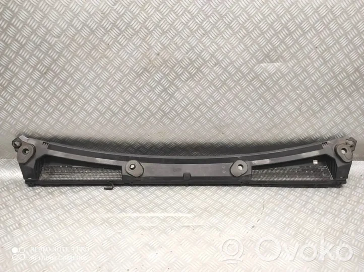 Opel Vivaro Rivestimento del tergicristallo 668114420R