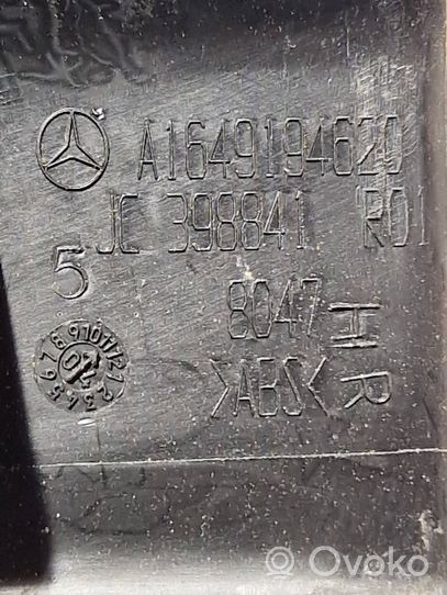 Mercedes-Benz ML W164 Osłona szyn przedniego fotela pasażera A1649194620