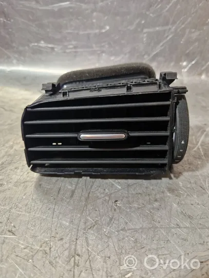 Volkswagen Jetta VI Dash center air vent grill 3MPX0263