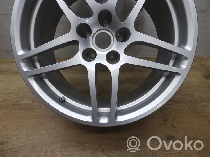 Porsche Macan R18 alloy rim 