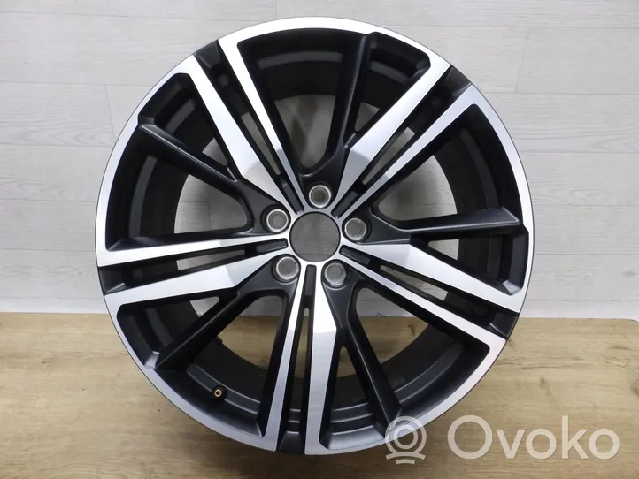 Volvo S60 R19 alloy rim 