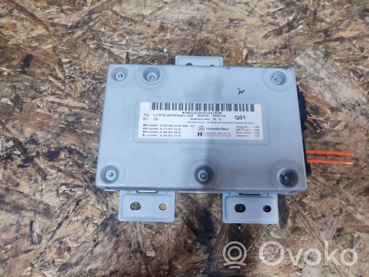 Mercedes-Benz E C207 W207 Unité / module navigation GPS A2049000300