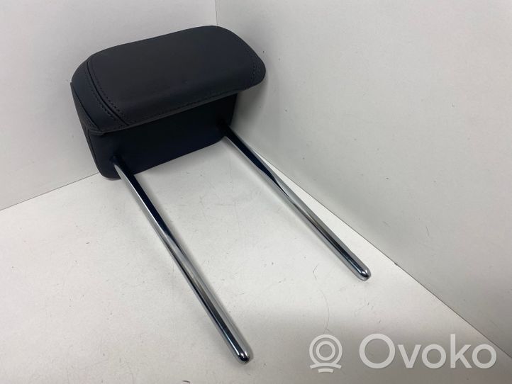 Volkswagen Touareg III Rear seat headrest 