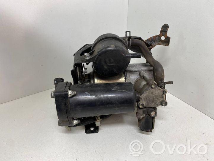 Toyota Land Cruiser (J150) Air suspension compressor/pump 