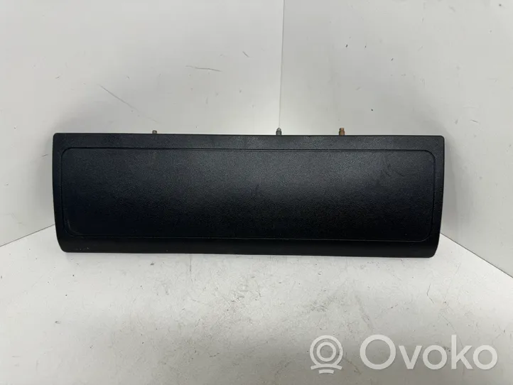 Volkswagen Touareg II Knee airbag 7P1880841