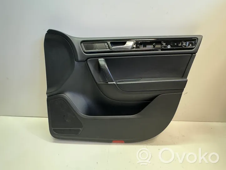 Volkswagen Touareg II Front door card panel trim 