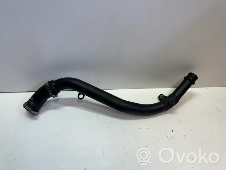 Volkswagen Touareg II Tube d'admission de tuyau de refroidisseur intermédiaire 7P0145792B