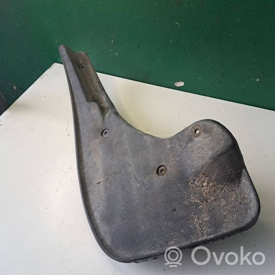 Volkswagen PASSAT B6 Rear mudguard 