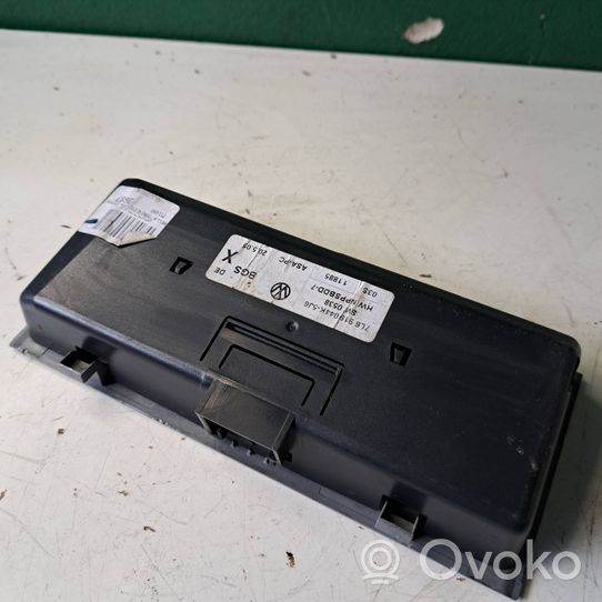 Volkswagen Touareg I Monitori/näyttö/pieni näyttö 7L6919044K