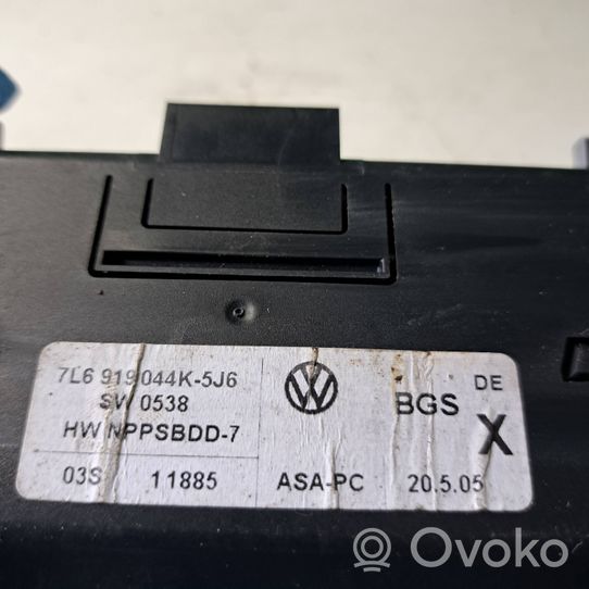 Volkswagen Touareg I Monitori/näyttö/pieni näyttö 7L6919044K