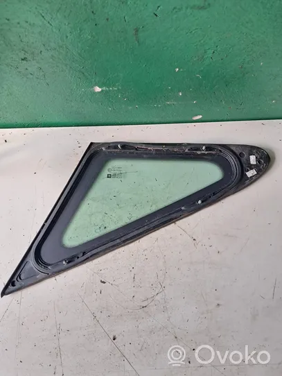 Opel Zafira B Fenêtre triangulaire avant / vitre 43R007951