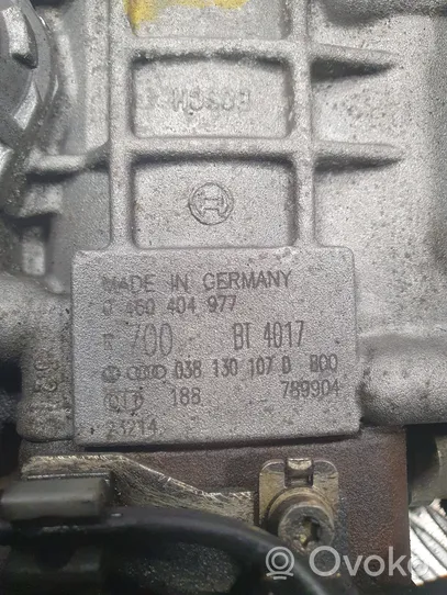 Volkswagen Golf IV Pompa ad alta pressione dell’impianto di iniezione 038130107D