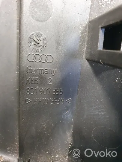 Audi A4 S4 B5 8D Skrzynka bezpieczników / Komplet 8D1907355