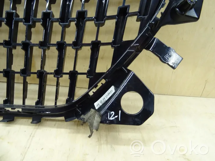 Peugeot 2008 II Grille calandre supérieure de pare-chocs avant 9825860780