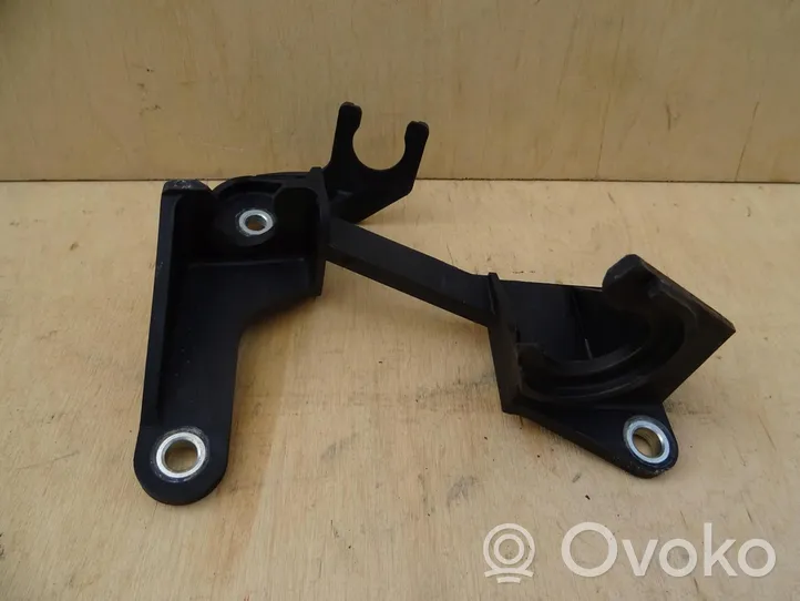 Volvo V40 Support de boîte de vitesses 31325391