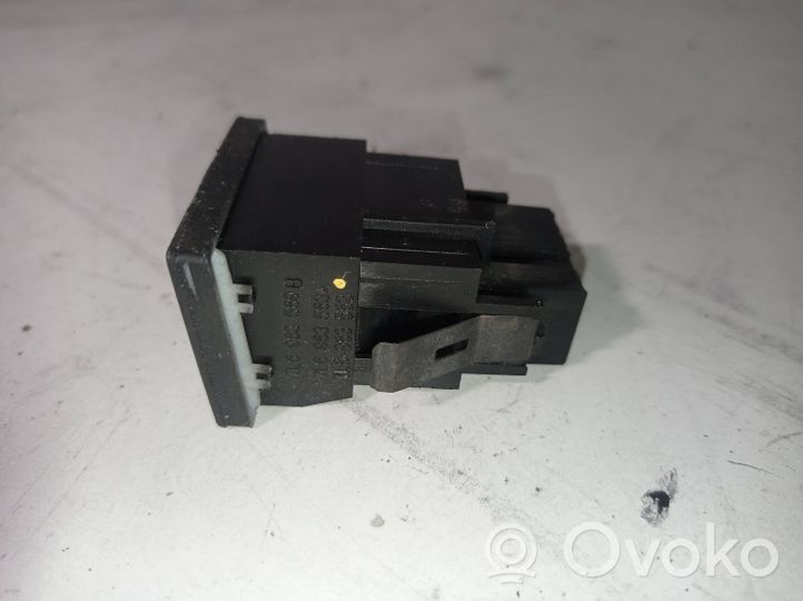 Volkswagen Touareg I Seat heating switch 7L6963563A