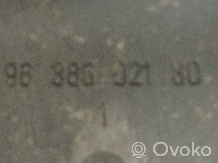 Peugeot 206 Moottorin koppa 9638602180