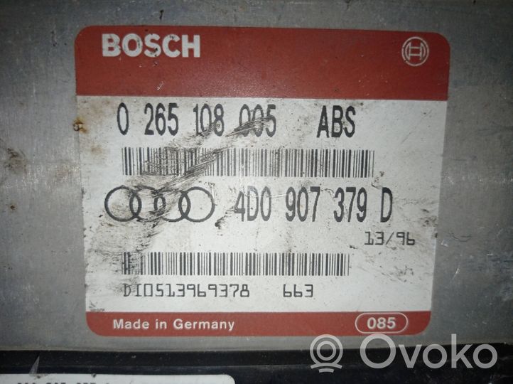 Audi A4 S4 B5 8D Variklio valdymo blokas 4D0907379D