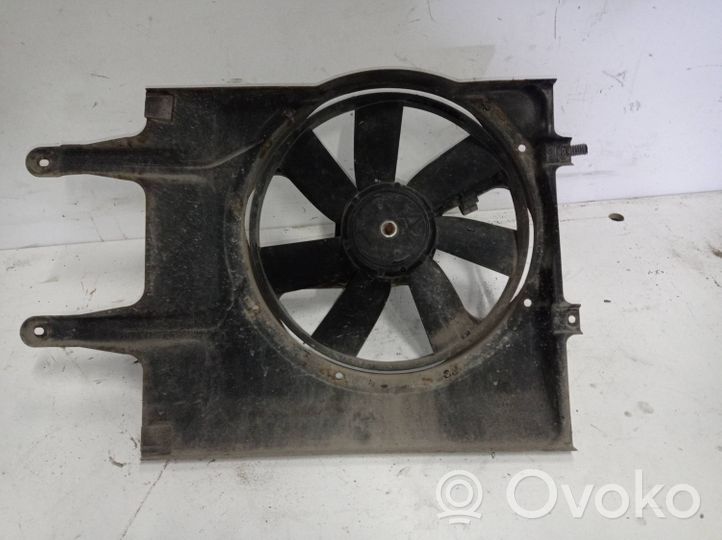 Volkswagen Golf III Ventilatore di raffreddamento elettrico del radiatore 1H0959455D