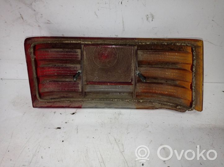 Mercedes-Benz COMPAKT W115 Tail light lenses 53208R3