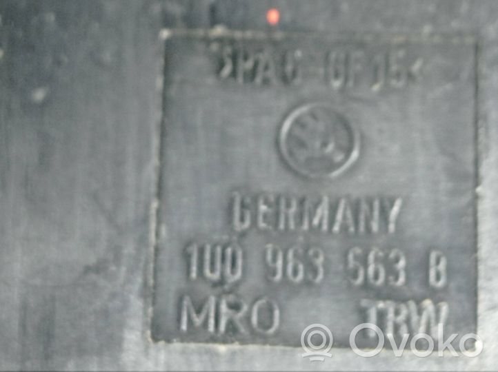 Skoda Octavia Mk1 (1U) Interrupteur de siège chauffant 1U0963563B
