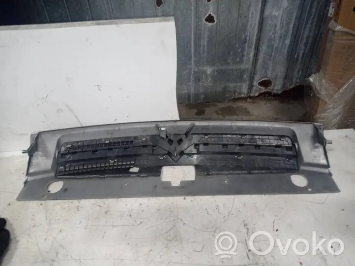 Citroen Berlingo Grille calandre supérieure de pare-chocs avant 