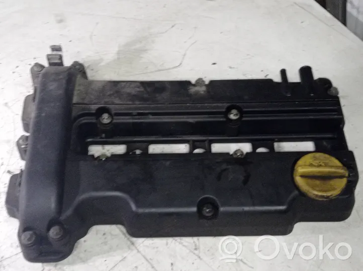 Opel Astra H Rocker cam cover F531002