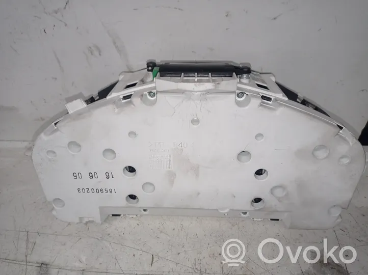 Volvo V50 Speedometer (instrument cluster) 30710071