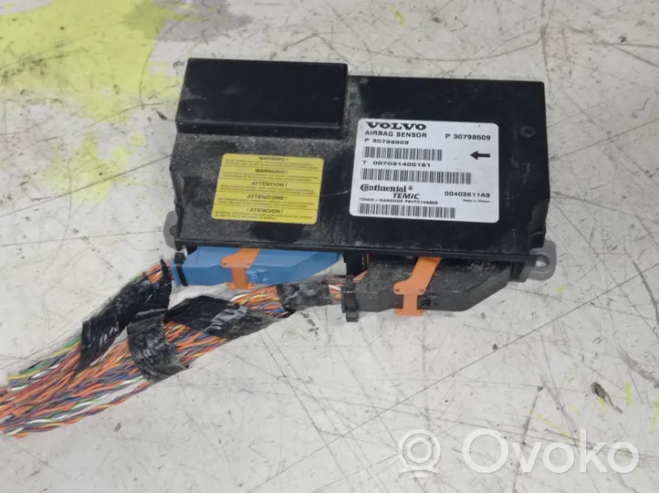 Volvo V70 Sterownik / Moduł Airbag 30798509