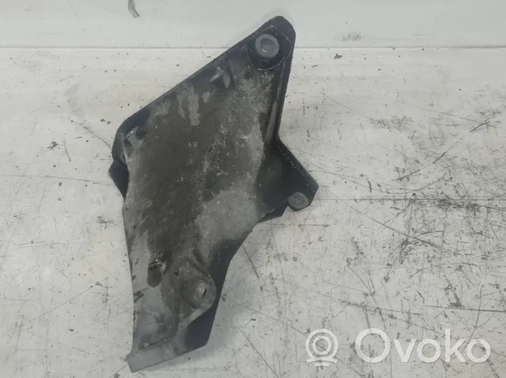 Audi A4 S4 B5 8D Engine mounting bracket 8D0199308M