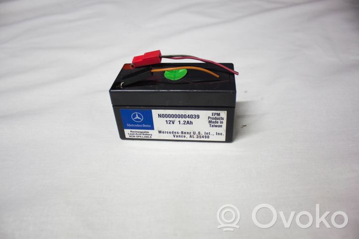 Mercedes-Benz R W251 Batterie N000000004039