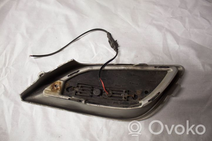 Mercedes-Benz R W251 Front fog light trim/grill A2518852023