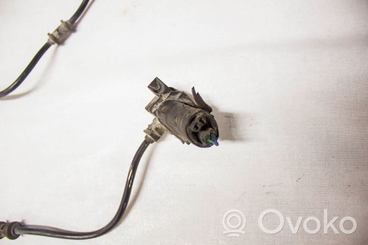 Mercedes-Benz R W251 Pakaļējais bremžu ABS sensors A0035421118