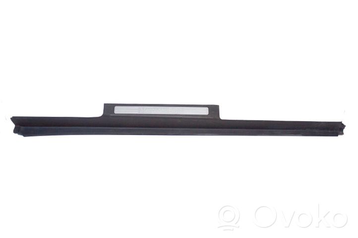 Mercedes-Benz R W251 Front sill trim cover A2516800135