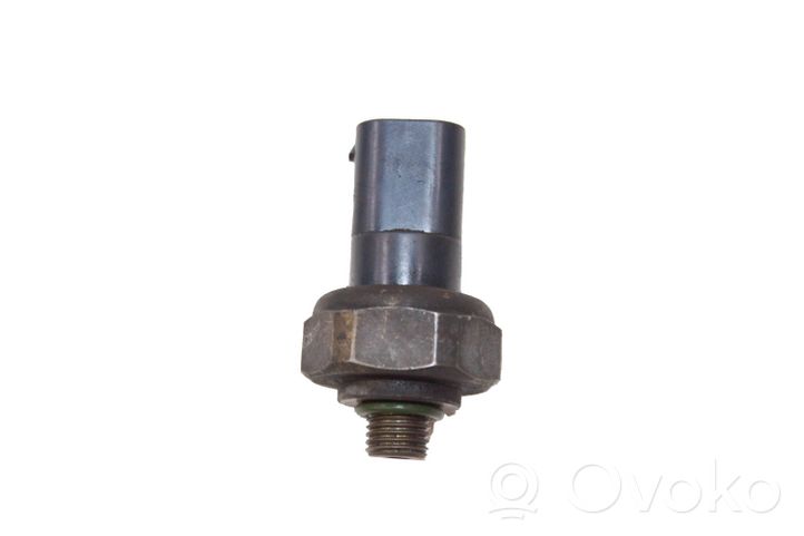 Mercedes-Benz R W251 Air conditioning (A/C) pressure sensor 2205-420118