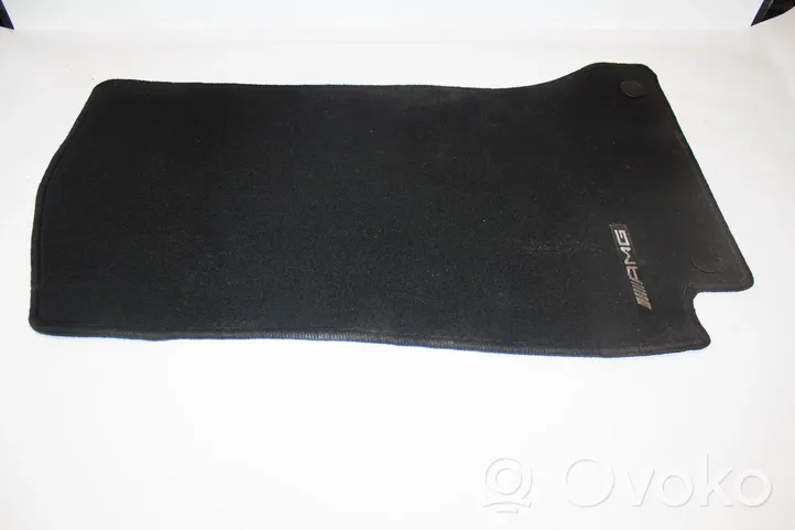 Mercedes-Benz R W251 Front floor mat A2056802501