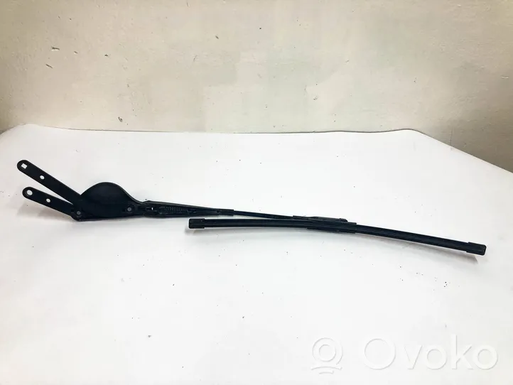 Mercedes-Benz SLK R171 Front wiper blade arm A1718200540