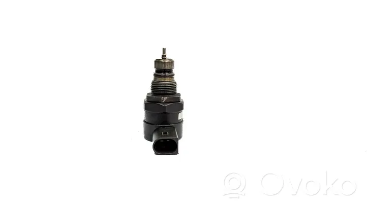 Mercedes-Benz CLC CL203 Regolatore di pressione del carburante A6110780449