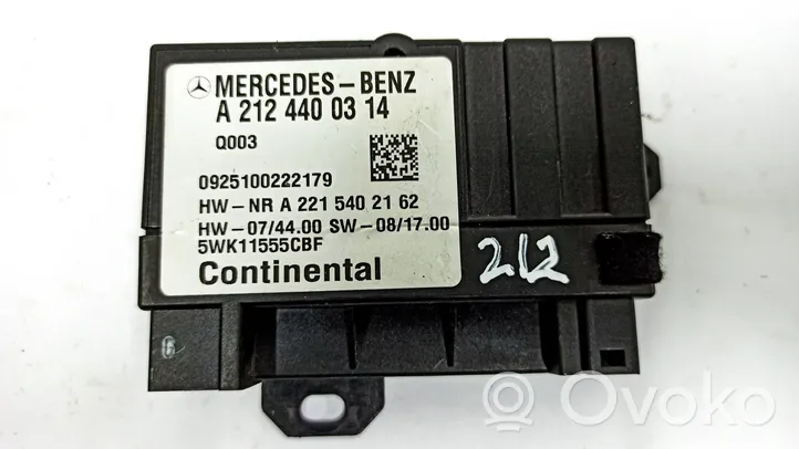 Mercedes-Benz E W212 Centralina/modulo pompa dell’impianto di iniezione A2124400314