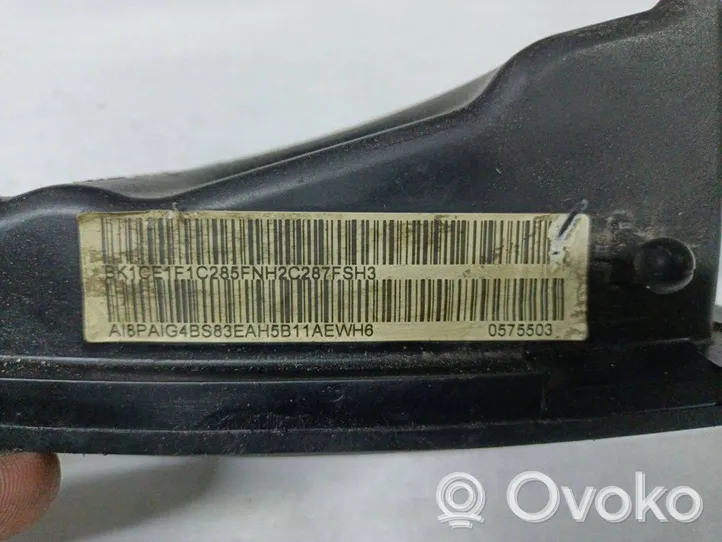 Mercedes-Benz E W211 Risuonatore di aspirazione A6421400087