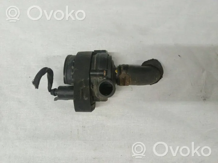 Mercedes-Benz C W203 Pompe à eau de liquide de refroidissement A2118350028