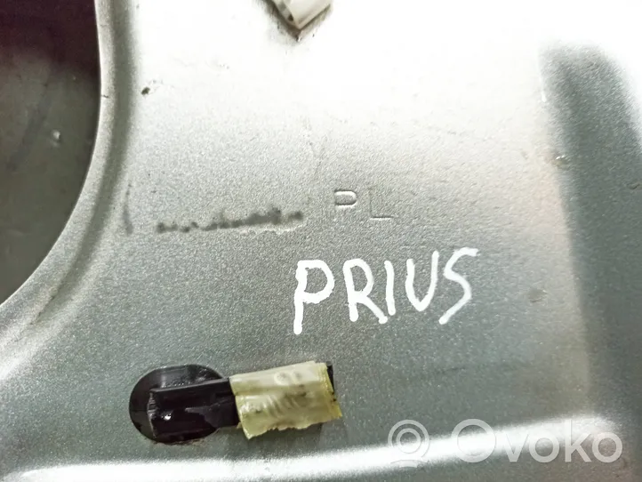 Toyota Prius (XW20) Drzwi przednie 861602B560