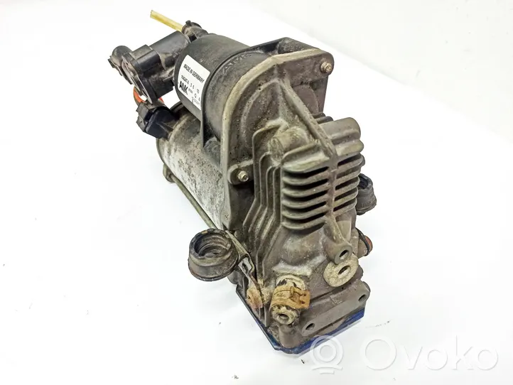 Mercedes-Benz R W251 Ilmajousituksen kompressoripumppu A2113270430