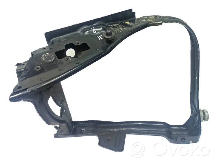 Mercedes-Benz R W251 Staffa faro/fanale A2048173420