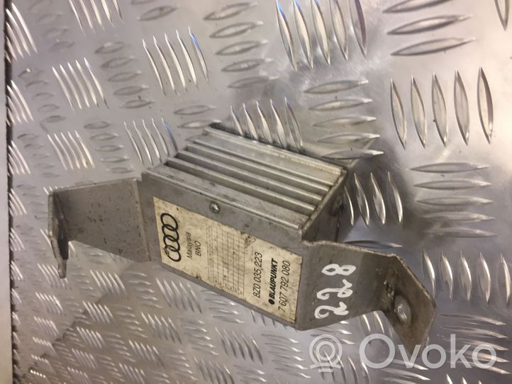 Audi A2 Amplificador de sonido 8Z0035223